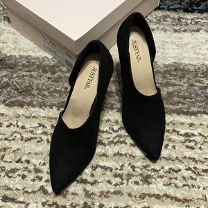 Black High Heel Pumps